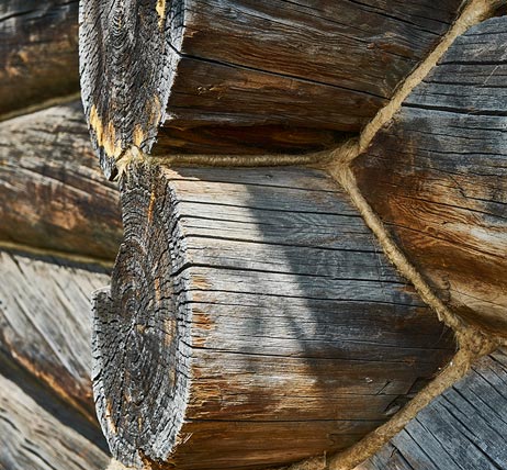 Старинный сруб